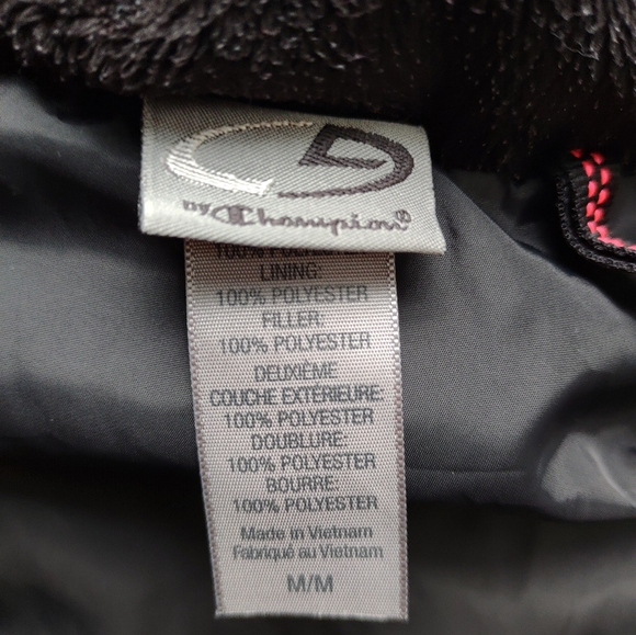 Women's  puffer vest size medium by champion - Picture 4 of 5